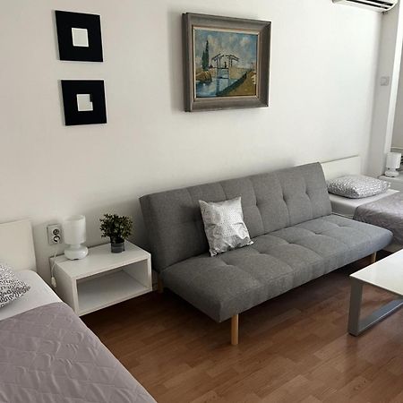 Arss Apartment Skopje Main Square المظهر الخارجي الصورة