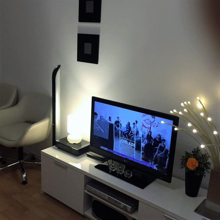 Arss Apartment Skopje Main Square المظهر الخارجي الصورة