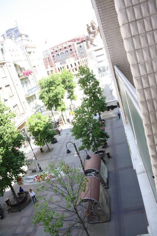 Arss Apartment Skopje Main Square المظهر الخارجي الصورة
