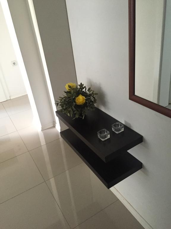 Arss Apartment Skopje Main Square المظهر الخارجي الصورة