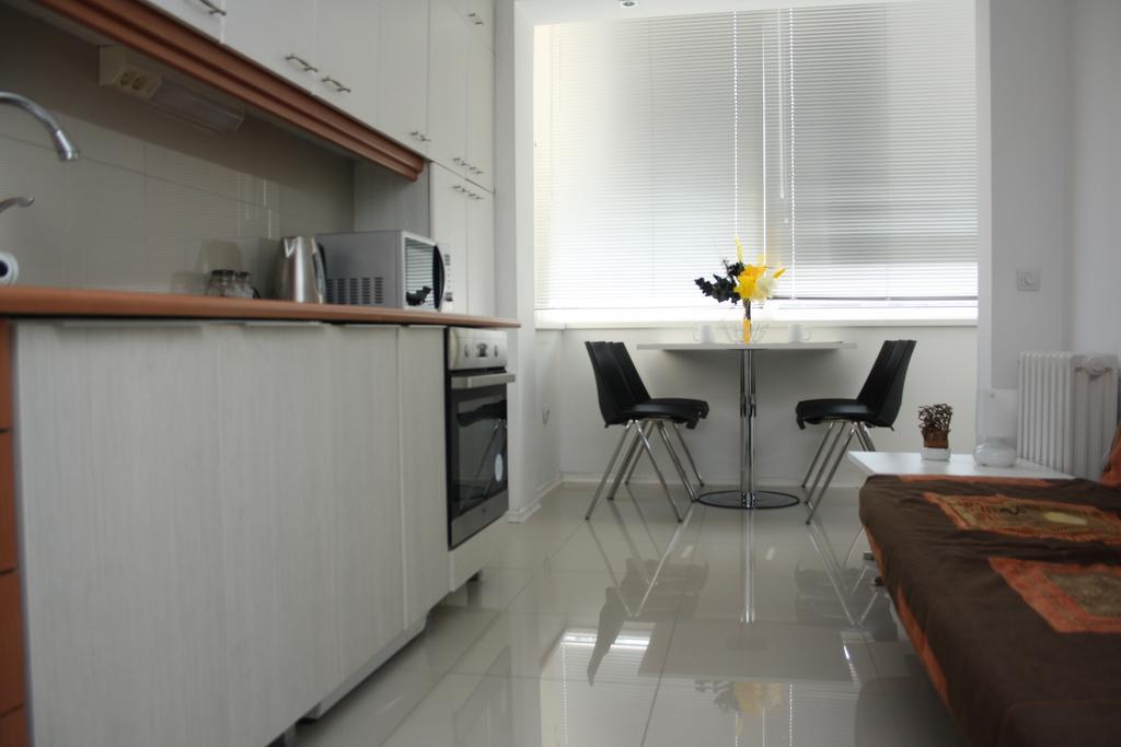 Arss Apartment Skopje Main Square المظهر الخارجي الصورة