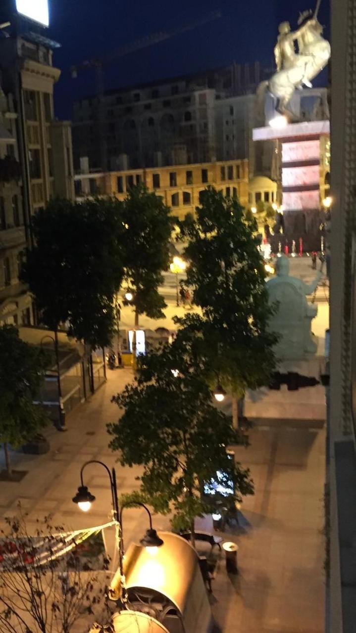 Arss Apartment Skopje Main Square المظهر الخارجي الصورة